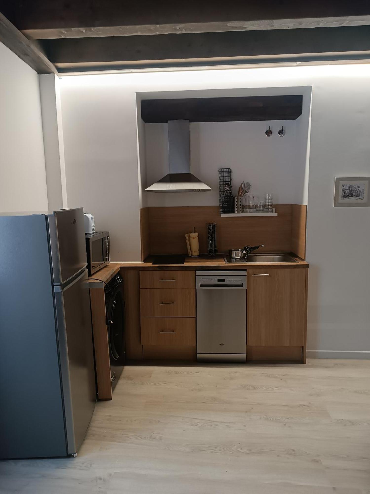 Apartamentos Turisticos Avila Puerta Del Puente 1-3 エクステリア 写真